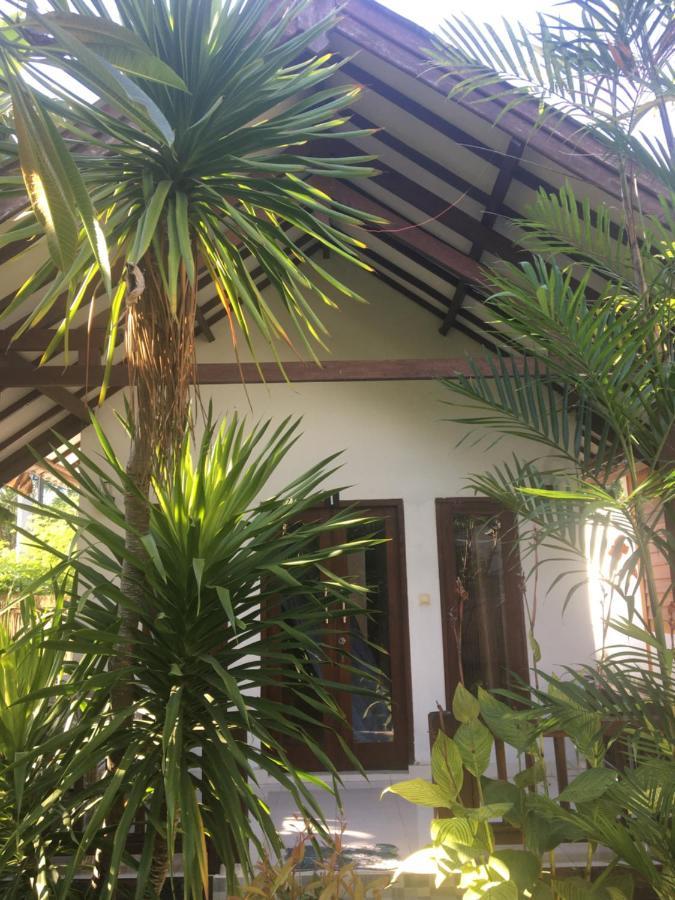 Puring Bungalows Гили Еър Екстериор снимка