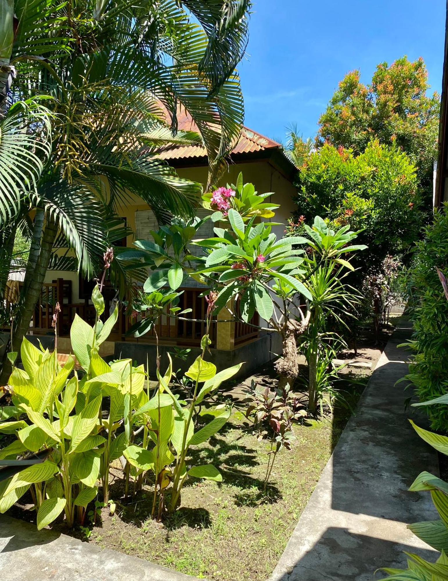 Puring Bungalows Гили Еър Екстериор снимка